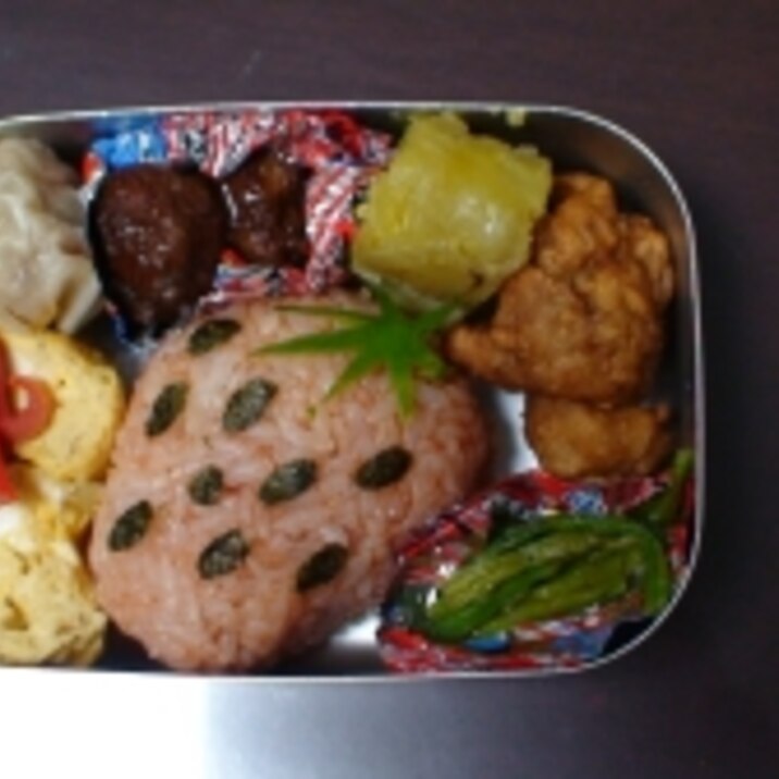 イチゴ弁当